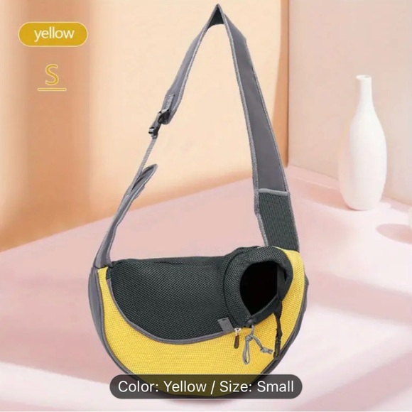 *New* small pet carrier - Picture 1 of 1